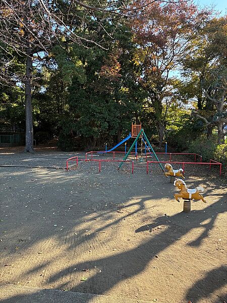 公園 450m 六所公園