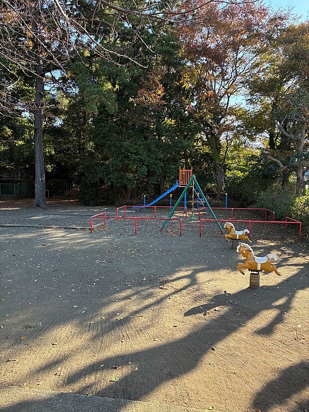 公園 450m 六所公園