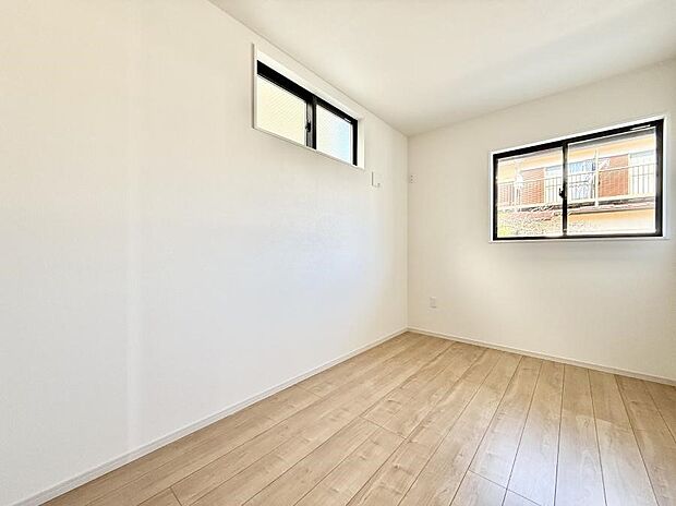 ■落ち着いた色合いのお部屋で穏やかな時間を楽しめます