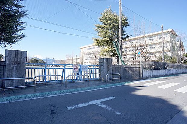小学校 800m 小田原市立曽我小学校