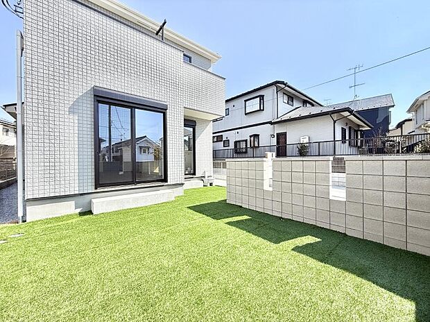 ■暮らしに潤いを与える、緑が取り入れられた住まいです