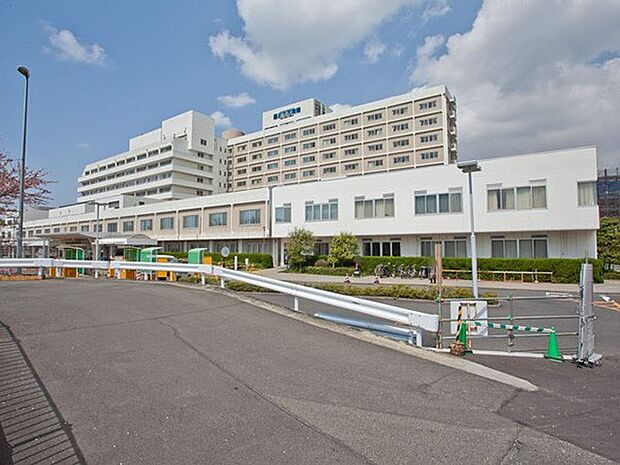 病院 4600m 藤沢市民病院