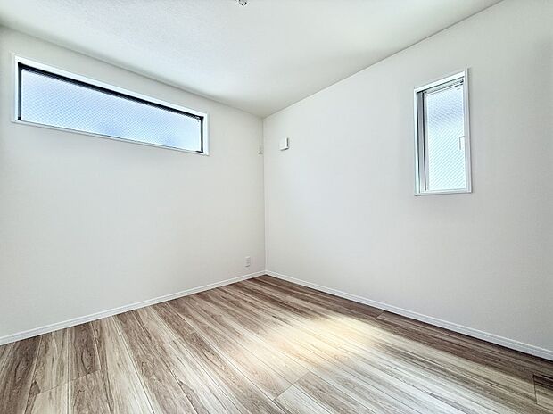 ■落ち着いた色合いのお部屋で穏やかな時間を楽しめます