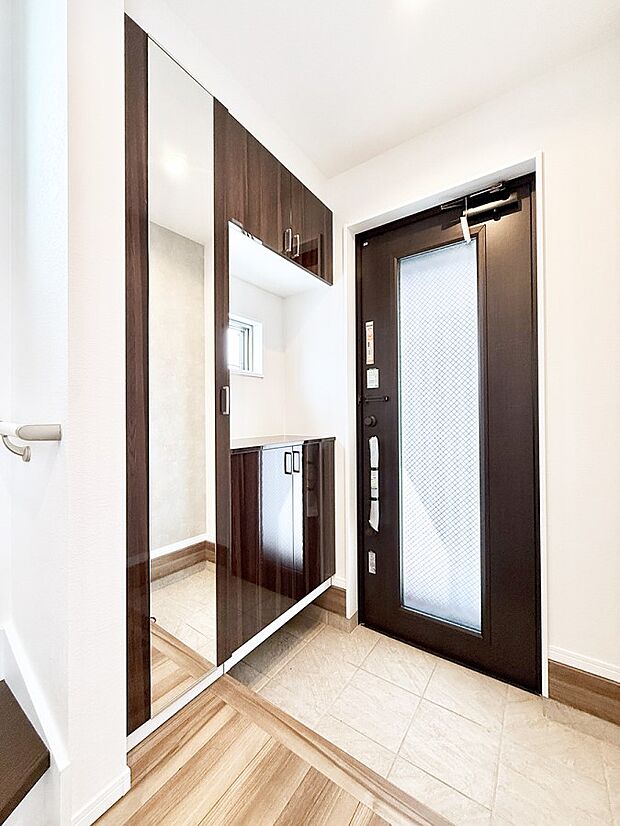 ■玄関はお家の顔!おしゃれな玄関でお客様をお迎え!