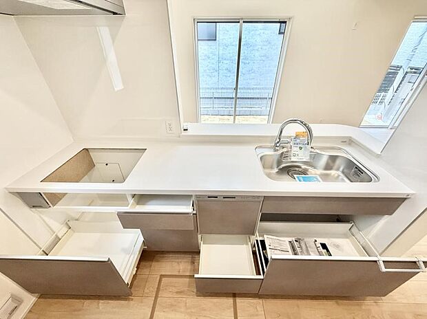 ■家族の絆を深める、温もりのあるキッチン