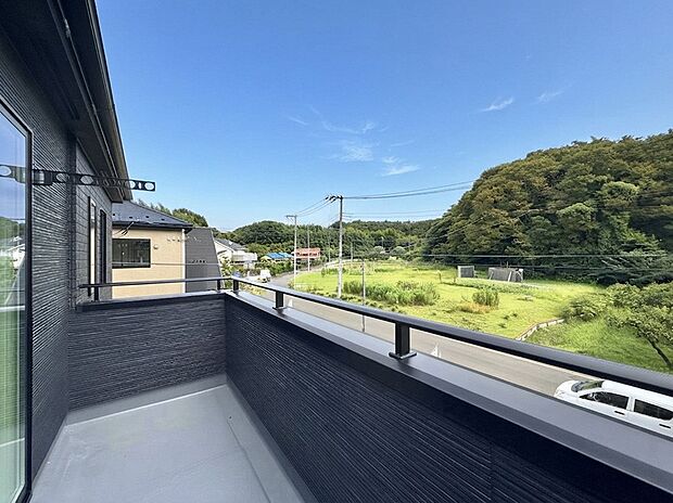 2号棟 ■ 朝のコーヒーや夜の星空を楽しむ、癒しの場所