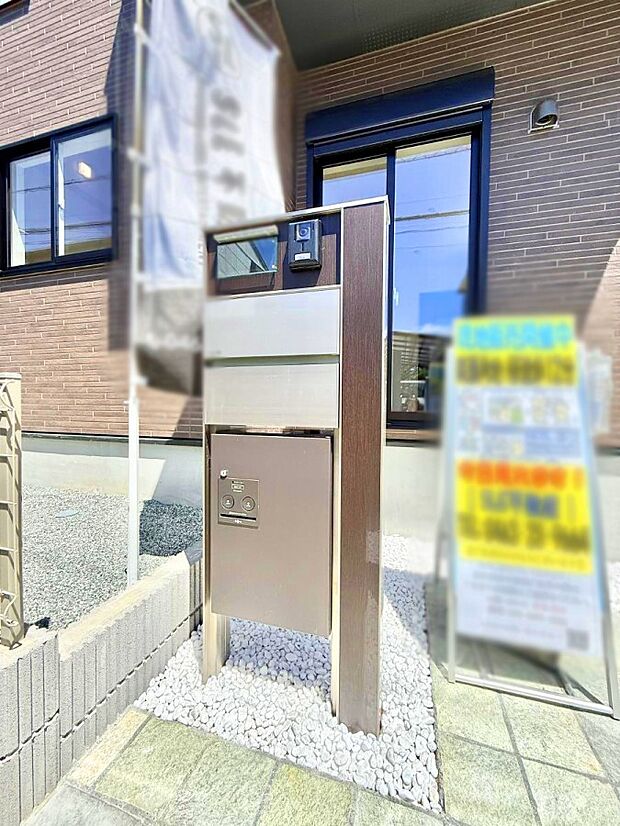 ■ 心地よい暮らしへとつながる、温かい玄関