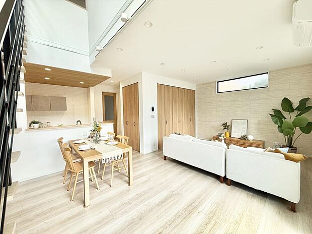 ■心落ち着く場所、ゆったり過ごせるリビング