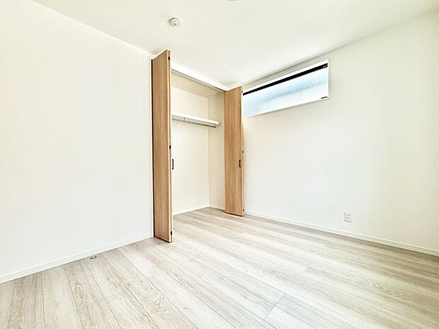 ■落ち着いた色合いのお部屋で穏やかな時間を楽しめます