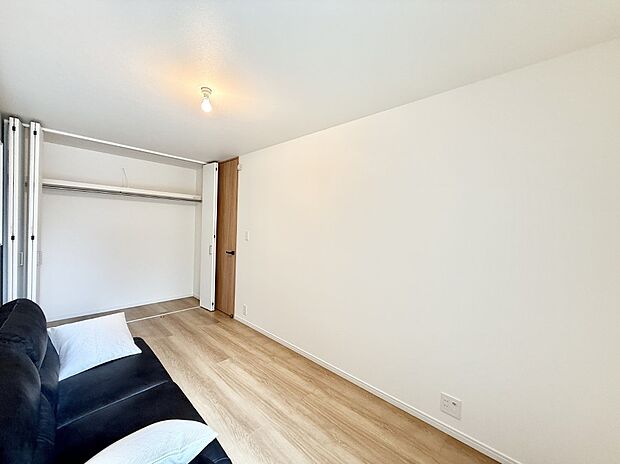 ■落ち着いた色合いのお部屋で穏やかな時間を楽しめます