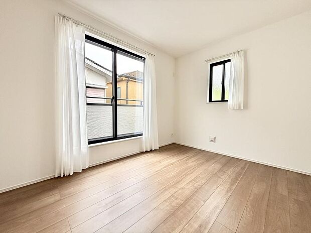 B号棟 ■落ち着いた色合いのお部屋で穏やかな時間を楽しめます