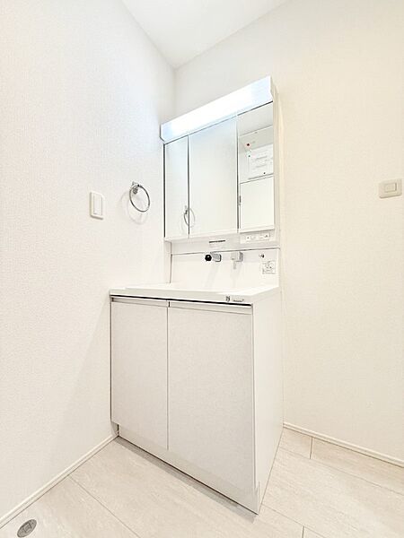 2号棟  ■朝の準備がスムーズにできる広さです