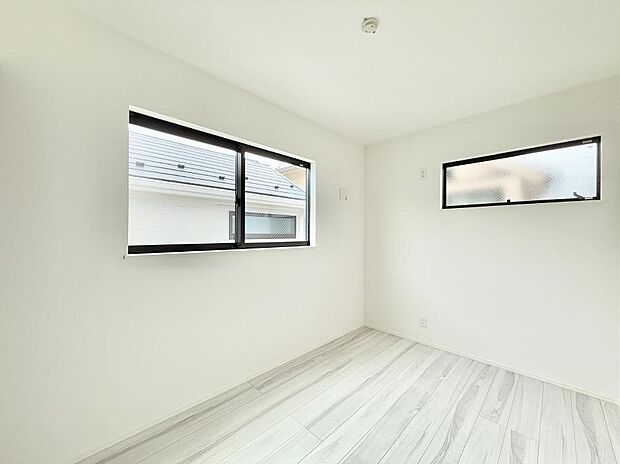 B号棟  ■自分だけのスペース どんなお部屋にするかとっても楽しみですね