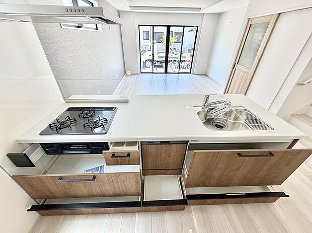 2号棟 ■シンプルで機能的、毎日使いやすいキッチン