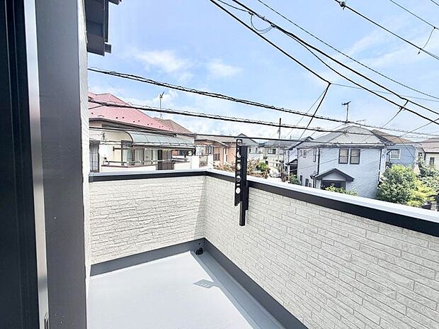 ■ 季節の移ろいを感じられる開放的な空間です