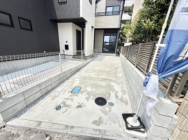 3号棟 ■快適な駐車スペースで安心