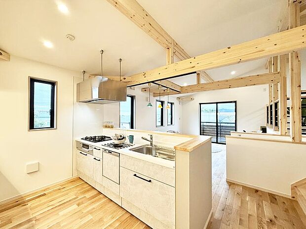 5号棟 ■シンプルで美しく心地よい時間を生むキッチン空間