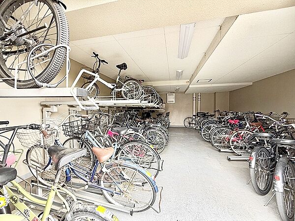 ■きちんと整備された駐輪場で、自転車の保管も安心です