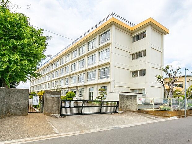 中学校 1300m 平塚市立中原中学校