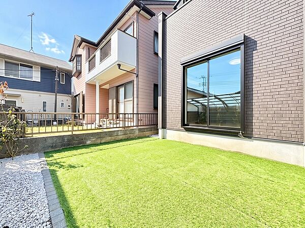 ■暮らしに潤いを与える、緑が取り入れられた住まいです