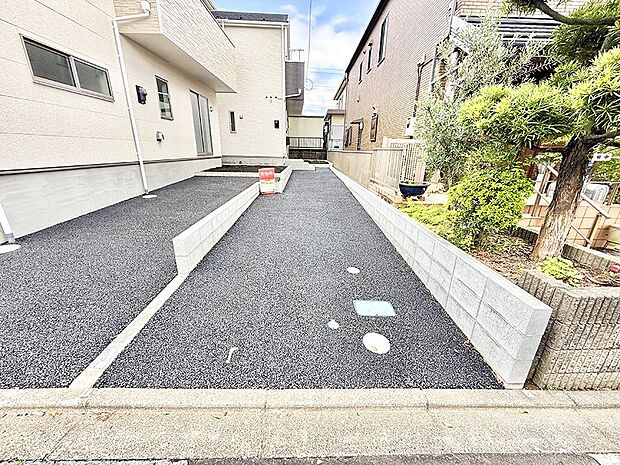 2号棟 ■自宅にカースペースがあると助かります