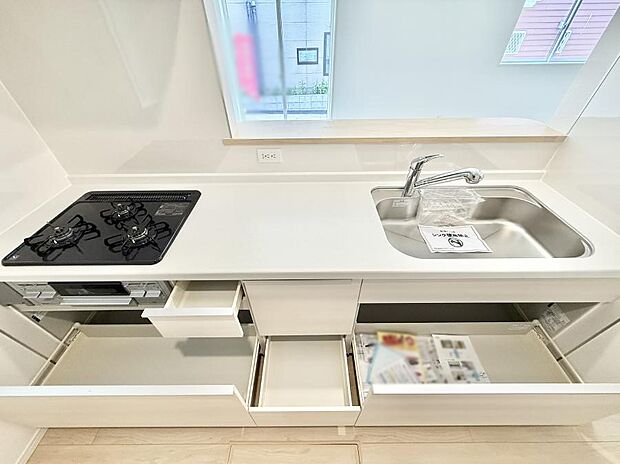 1号棟 ■家族の絆を深める、温もりのあるキッチン