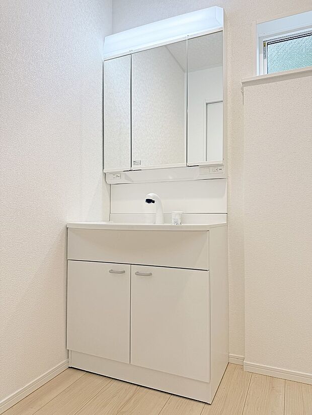 7号棟  ■朝の準備がスムーズにできる広さです