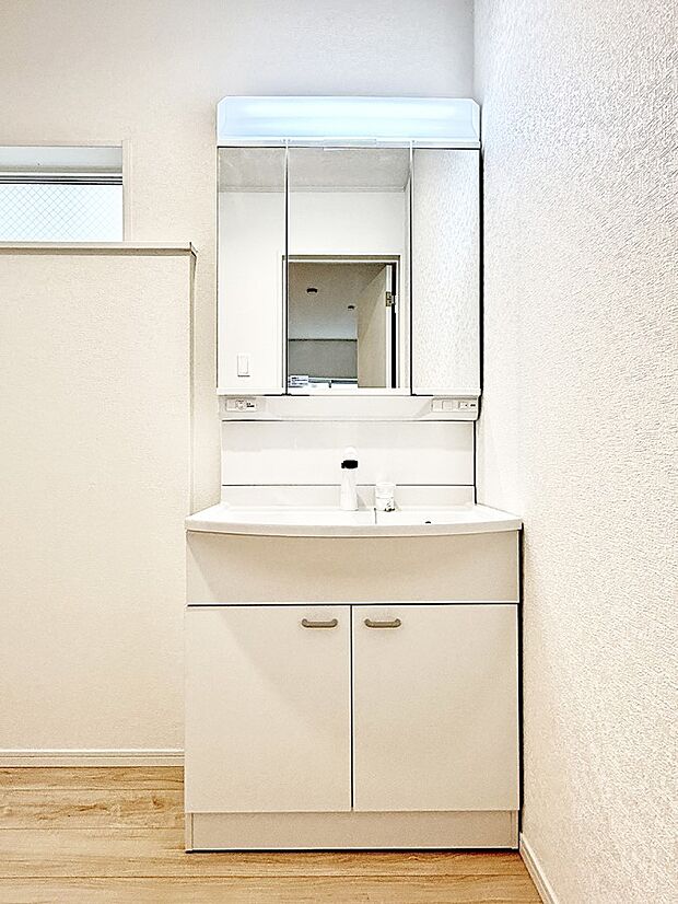 2号棟 ■朝の準備がスムーズにできる広さです