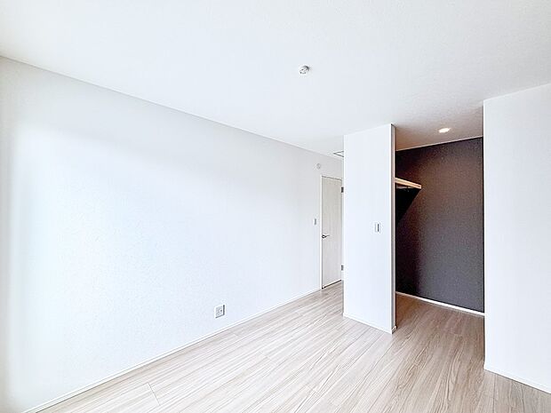 ■落ち着いた雰囲気のお部屋で心が安らぐ空間