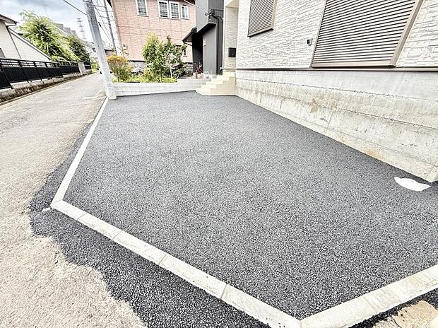 2号棟 ■自宅にある駐車スペースなので安心ですね