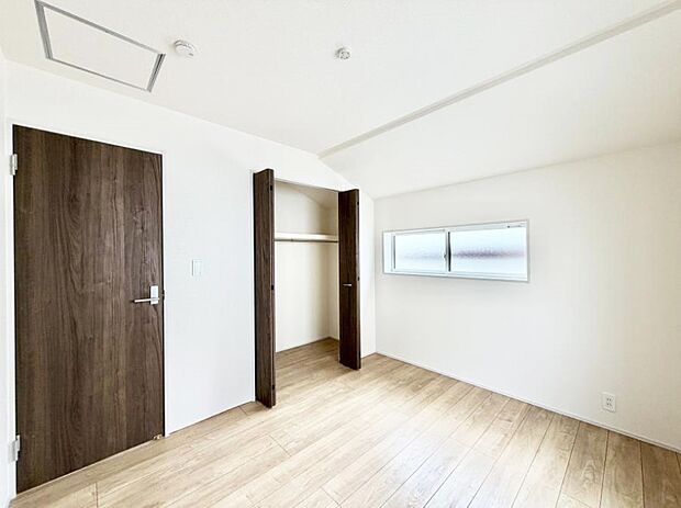 ■落ち着いた雰囲気のお部屋で心が安らぐ空間