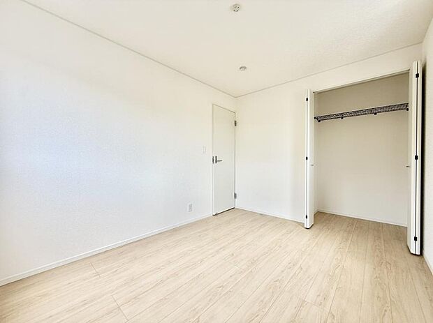 2号棟  ■家具をうまく配置すれば広々とした空間を使い動きやすく、リラックスした時間が過ごせます