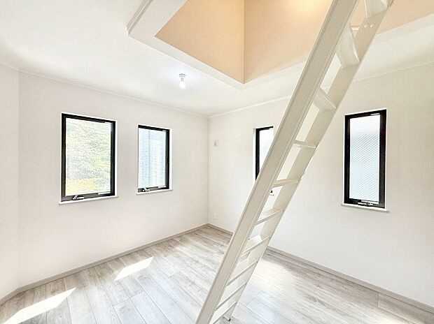 1号棟 ■落ち着いた雰囲気のお部屋で心が安らぐ空間