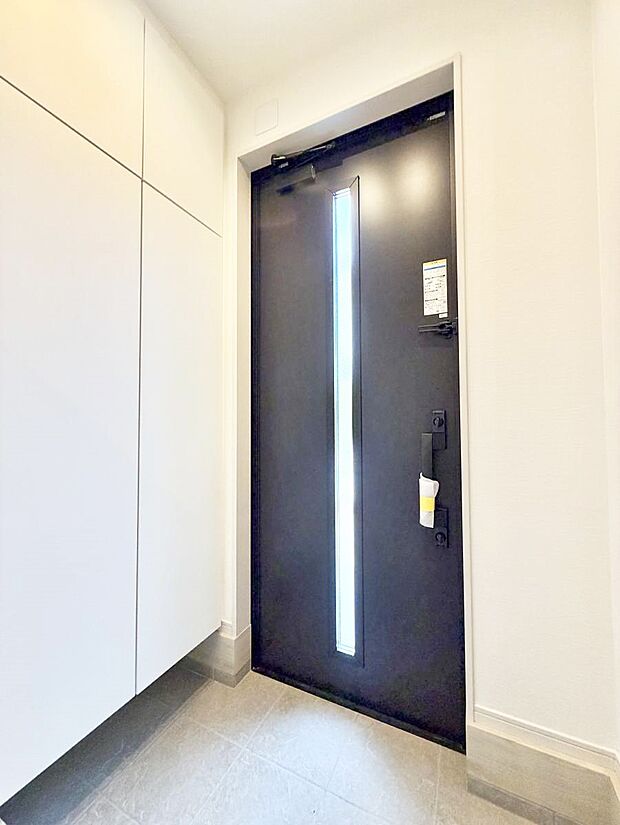 2号棟 ■ ここから始まる一日、すっきり整った玄関