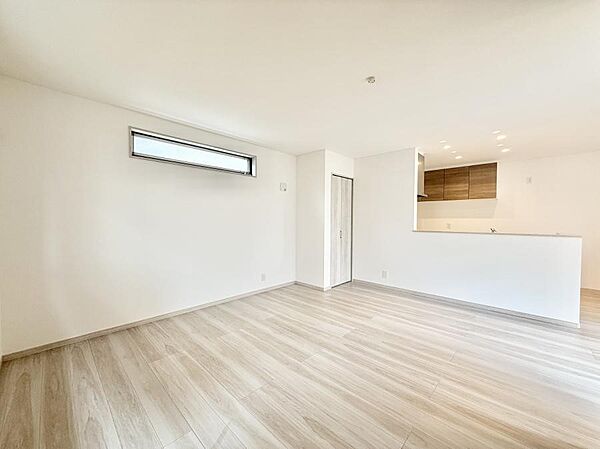 C号棟  ■くつろぎと笑顔が集まる、心温まるリビング