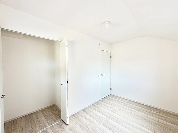 2号棟 ■清潔感あふれるお部屋で毎日を快適に過ごせます