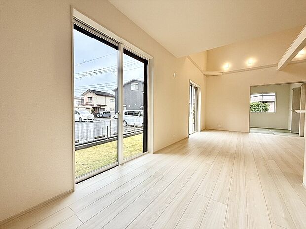 1号棟 ■家族の笑顔があふれる、くつろぎの空間