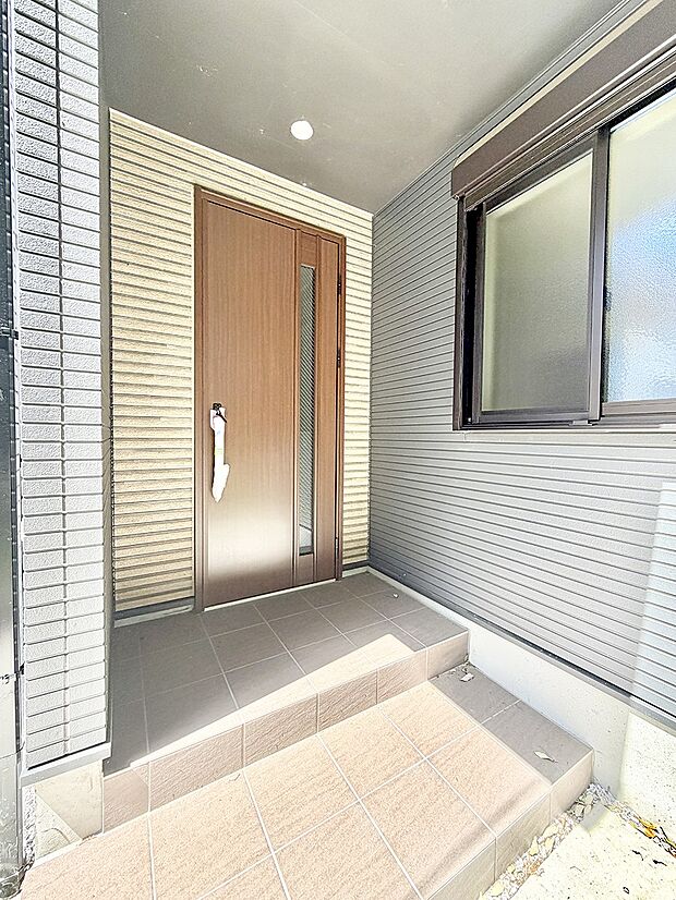 3号棟  ■ 心地よい暮らしへとつながる、温かい玄関