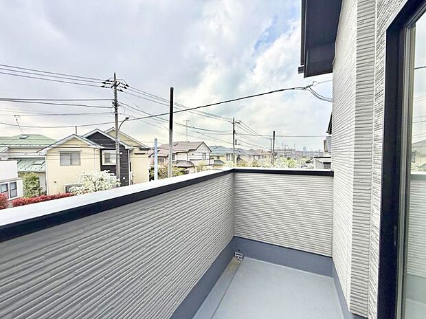 1号棟 ■ 朝のコーヒーや夜の星空を楽しむ、癒しの場所