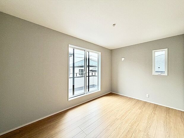 1号棟 ■落ち着いた色合いのお部屋で穏やかな時間を楽しめます