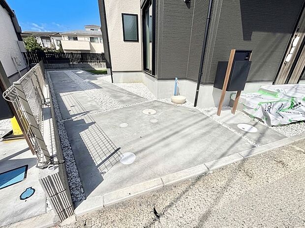 2号棟 ■快適な駐車スペースで安心