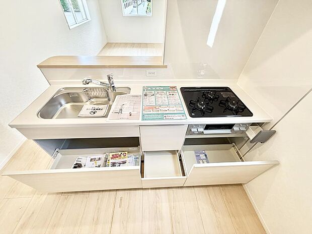 1号棟 ■シンプルで機能的、毎日使いやすいキッチン