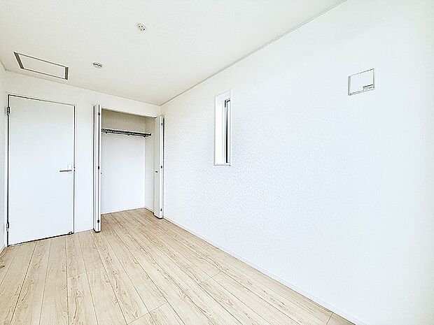 2号棟 ■窓の配置や通気性の良い設計で部屋の空気がこもらず、常に新鮮な空気が流れます