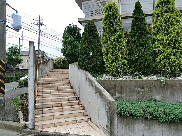病院 350m 湘南台宮治クリニック