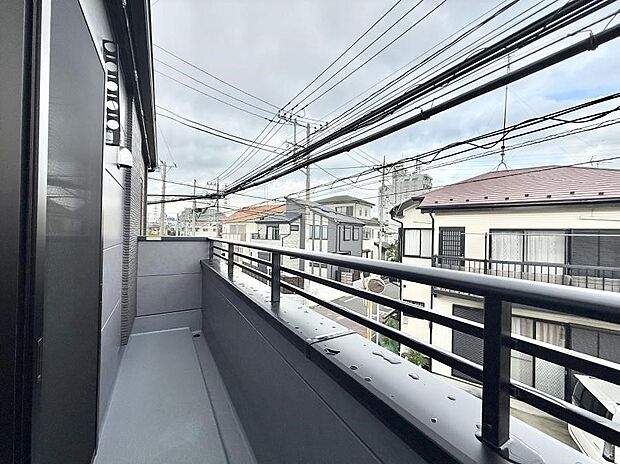 1号棟 ■ 空を眺めながら、ほっと一息つける特別な空間
