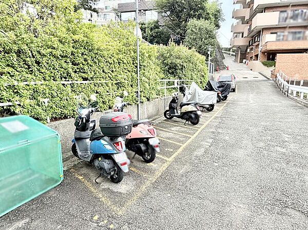 ■日々の移動に便利な駐輪スペースがしっかり確保されています
