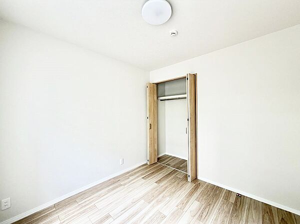 ■落ち着いた雰囲気のお部屋で心が安らぐ空間