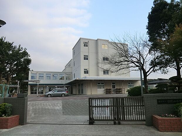 中学校 1200m 横浜市立日限山中学校