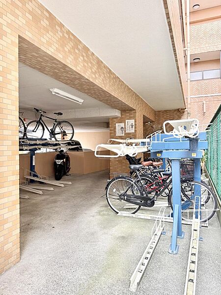 ■きちんと整備された駐輪場で、自転車の保管も安心です