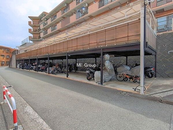 ■自転車を使うご家族にも安心の駐輪スペースを敷地内にご用意